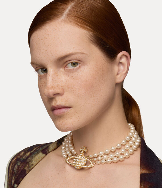 Vivienne Westwood Three Row Pearl Bas Relief Choker Gold/Pearl/Crystal | 652903WFL